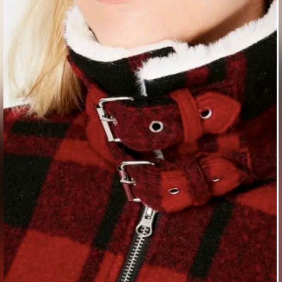 CoffeeShop 2X Woven Pointed & Belted Collar Faux Fur Zip Front 2-Pocket Jacket - Picture 3 of 10